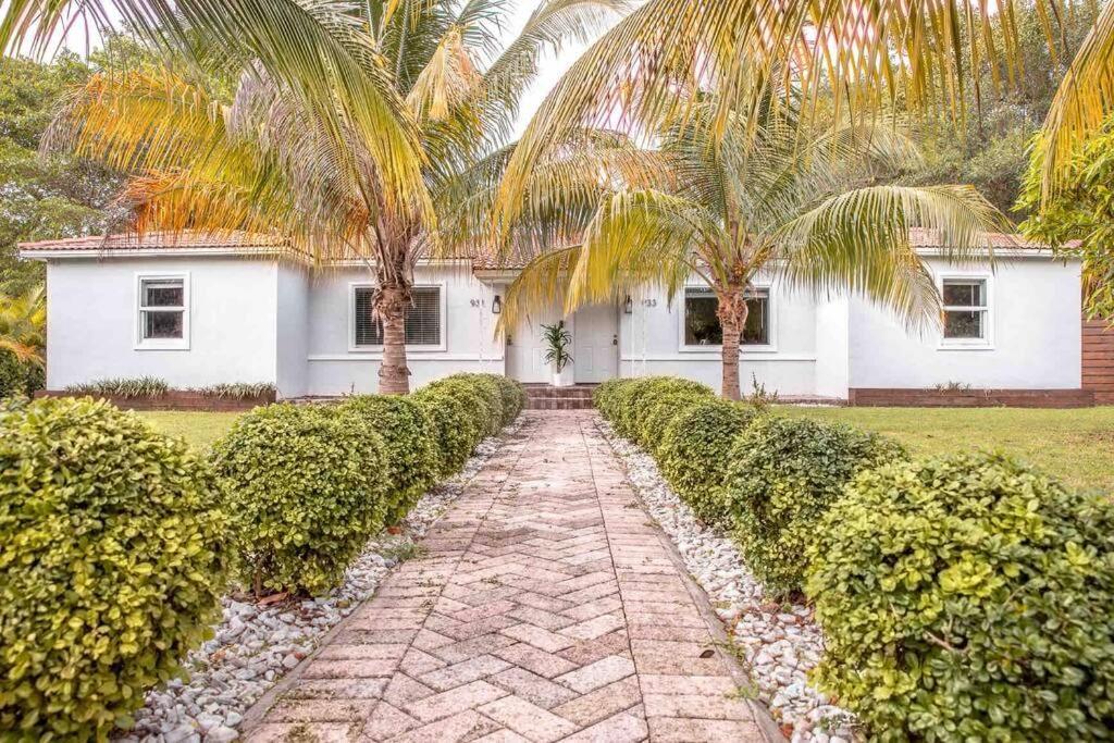 House With Pool And Bbq, 12 Min To The Beach Villa Miami Shores Exterior photo